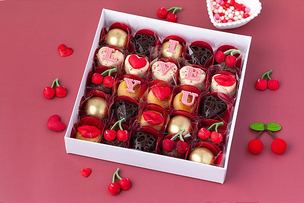 Caixa de Doces Love - 9 unidades