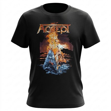 Camiseta Accept - Restless And Wild