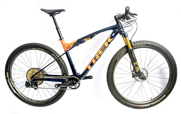 Bicicleta Aro 29 Trek SuperCaliber 9.9 com Sram Eagle 12v e Fox 32 Kashima Tam L - USADO