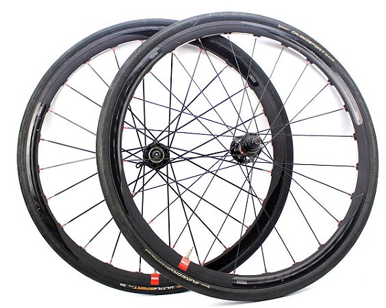 Rodas Speed 700 Disco Cubo Novatec Aros Vzan Raios Trefilado com Pneus - USADO