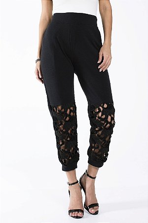 calça de renda preta