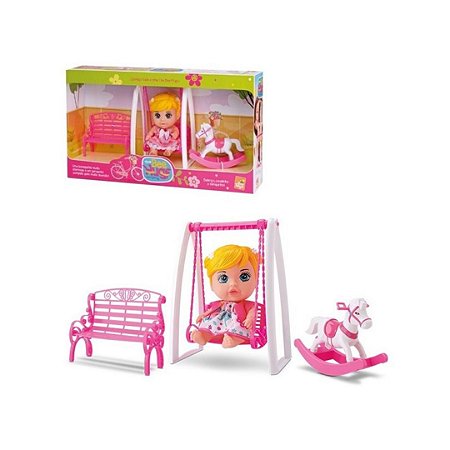 BONECA MINI BEE HUGS PARQUINHO 980