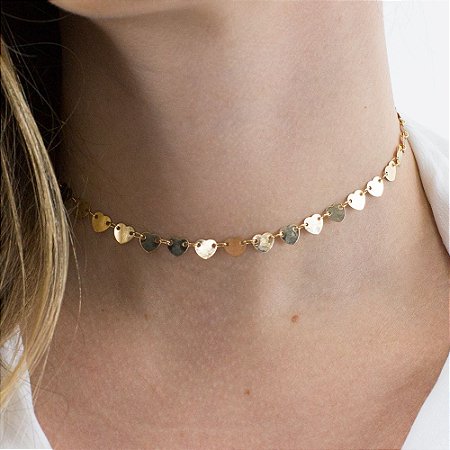 Colar chocker corações dourados lisos banhado a ouro 18k, semijoia