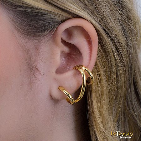 Brinco Dourado Ear Hook Intuê Liso Banhado a Ouro 18k