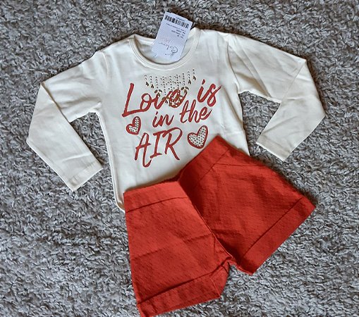 conjunto de roupa love