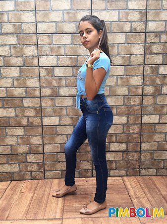 calça jeans com cos largo