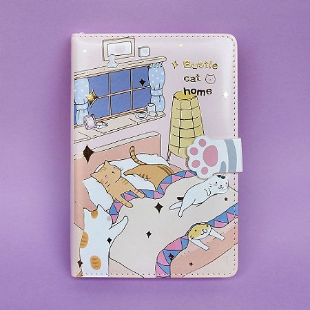 Caderno Brochura Com Folhas Ilustradas e Fecho Magnético Soft Touch Gato Cama Rosa