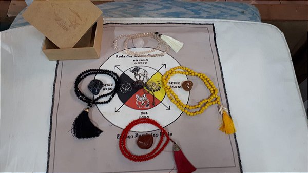 Kit para radiestesia das quatro direções e seus animais de poder guardião