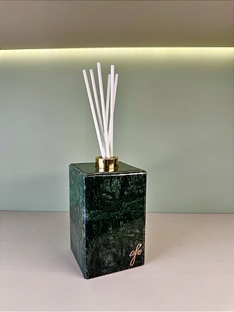 P) Difusor Pietra em Mármore Verde Guatemala