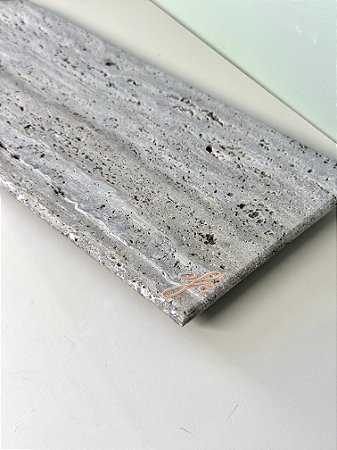P) Bandeja Pietra em Mármore Travertino Silver 15x36