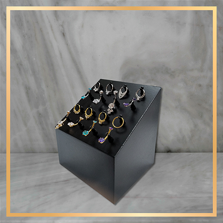 Expositor de Piercing Trapézio - 16 Encaixes
