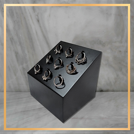 Expositor de Piercing Trapézio - 9 Encaixes