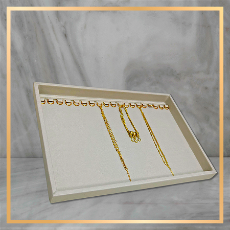 Bandeja Grande para Colar e Pulseiras com Argola Horizontal Offwhite