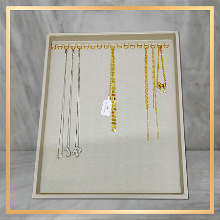 Bandeja Grande Para Colar e Pulseira com Argola Vertical Offwhite