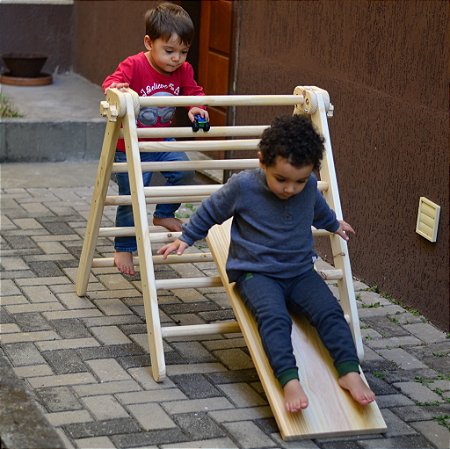 Triângulo Pikler Ajustável 4 Posições Com Rampa
