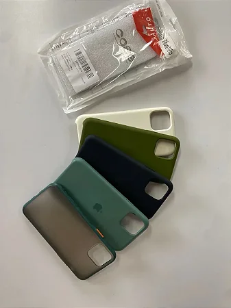 Jogo Com 5 Case's + Película Iphone 11 Pro Usado Preto Lisa