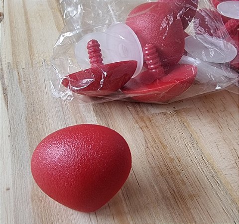 NARIZ COM TRAVA VERMELHO - TAMANHO 6