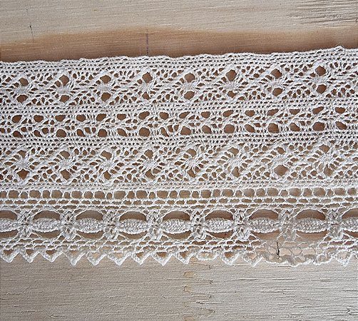 RENDA DE ALGODÃO  "TRABALHADA" - COR CRU