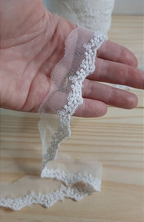 RENDA DE TULE BORDADA  CATARINA - OFF WHITE