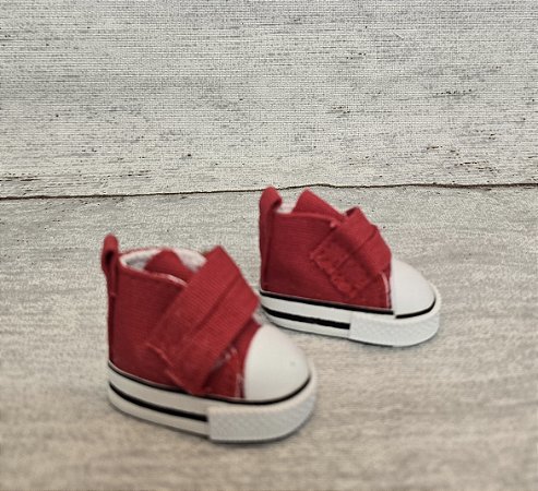 TÊNIS PARA BONECA COM VELCRO - VERMELHO