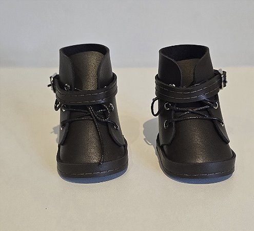 BOTA PARA BONECA MODELO 2 - COR MARROM CAFÉ