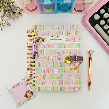Diário Elegante com Cadeado Coração Dourado 100 Folhas – Amor por Livros