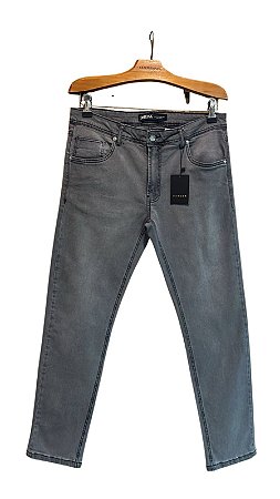 $74,90 UNIT /  CALÇA MACULINA GRAY SLIM / GRADE: 40/1 42/3 44/2 46/2 48/1= 9 PEÇAS