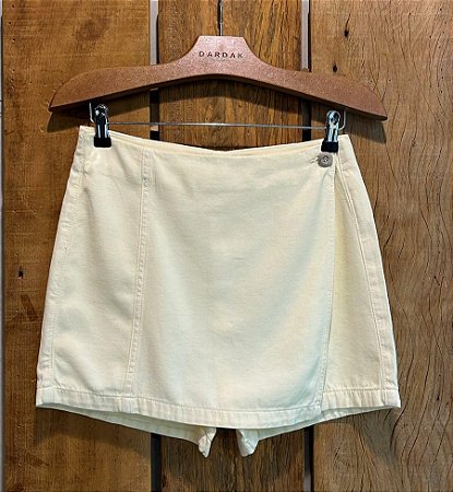 $64,90 UNIT / SHORTS SAIA TRANSPASSE DE LINHO /AMARELO /GRADE:36/1 38/3 40/2 42/2 44/1=9 PEÇAS