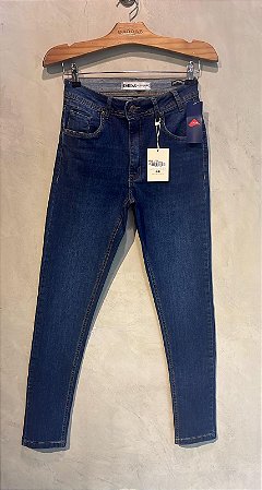 $69,90 UNIT / CIGAREETE MARAISA / LAVAGEM MEDIA/ GRADE: 36/1 38/2 40/3 42/2 44/2 46/1 = 11 PEÇAS