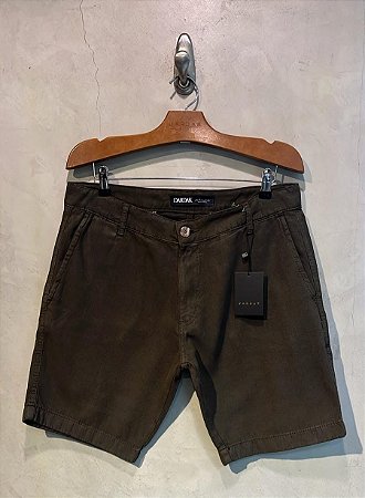 $69,90 UNIT / BERMUDA MASCULINA LINHO/ VERDE MILITAR / GRADE:38/1 40/2 42/2 44/2 46/2 48/1= 10 PEÇAS