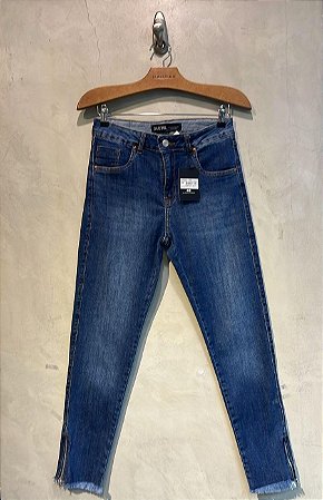 $67,90 UNIT / CIGARRETE ENIGMA /COM ZIPER / GRADE:36/2 38/2 40/2 42/2 44/1 46/1 =10 PEÇAS