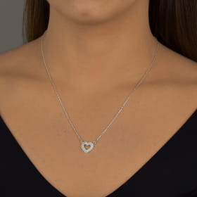 Colar com coração em prata 925
