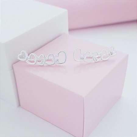 Brinco Ear Cuff Corações com Detalhes Zirconias Prata 925