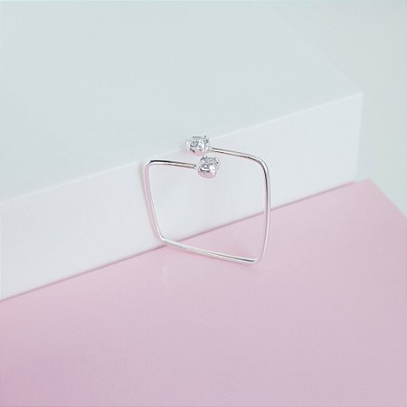 Anel Quadrado com Zirconias Prata 925