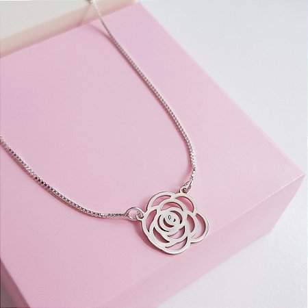 Colar Pingente Flor Vazada Prata 925