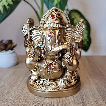 Lord Ganesha Dourado
