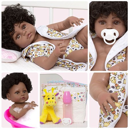Boneca Reborn Realista Negra Girafa Saída de Banho 13 Itens