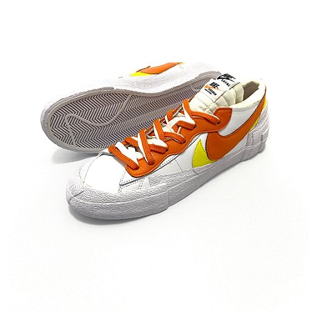 Nike sacai on sale blazer drop