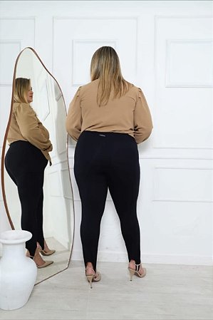 CALÇA LEGGING MODELADORA POLIAMIDA COM PEZINHO PLUS SIZE