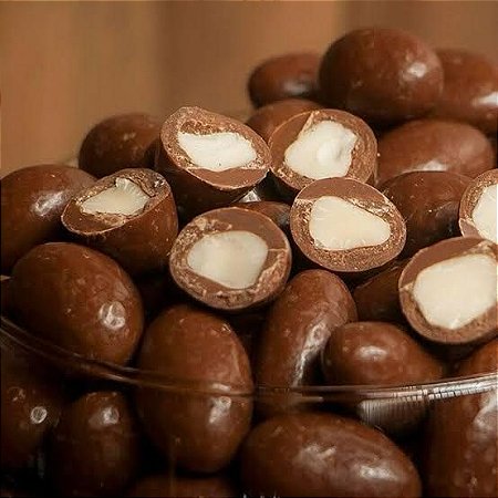 Drageado de Castanha do Pará ao Leite