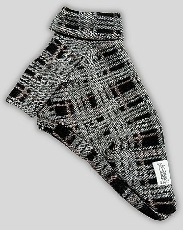 CASACO DE GALGO BORDEAUX CINZA PRETO E ROSE