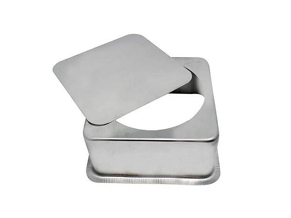 Forma para Bolo Quadrada em Alumínio com Fundo Falso 20cm Caparroz
