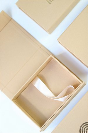 Kit 5 caixas iguais 10x15 fecho imã