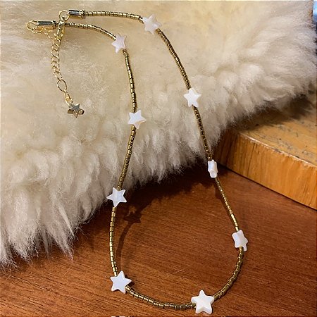 COLAR ESTRELA MADREPÉROLA