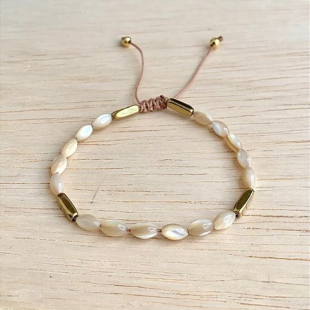 PULSEIRA MADREPÉROLA OVAL BEGE