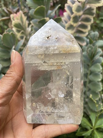 Cristal Transparente com Inclusão e Fantasma