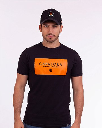 Camiseta preta fundo capa loka laranja
