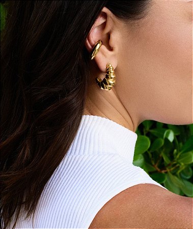 Argola Croissant ouro 18K