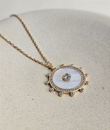Colar medalha de coração em prata e ouro 18K