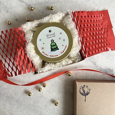 Vela Natural | Especial Natal | Pinho Sibéria + Cipreste